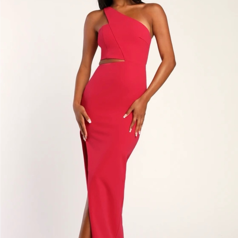 New with tags dress from lulus. I cannot return. Bought for $74.
